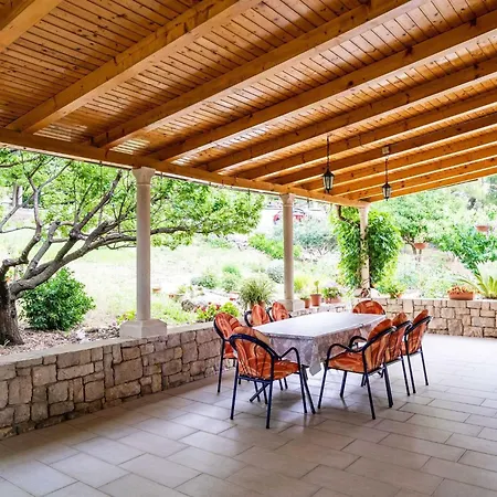 & Papa - With Balcony And Partial Sea View Appartement *