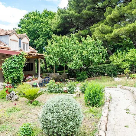 Lägenhet & Papa - With Balcony And Partial Sea View *