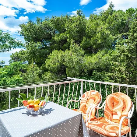 Апартаменты & Papa - With Balcony And Partial Sea View