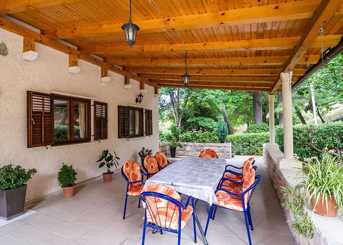 & Papa - With Balcony And Partial Sea View